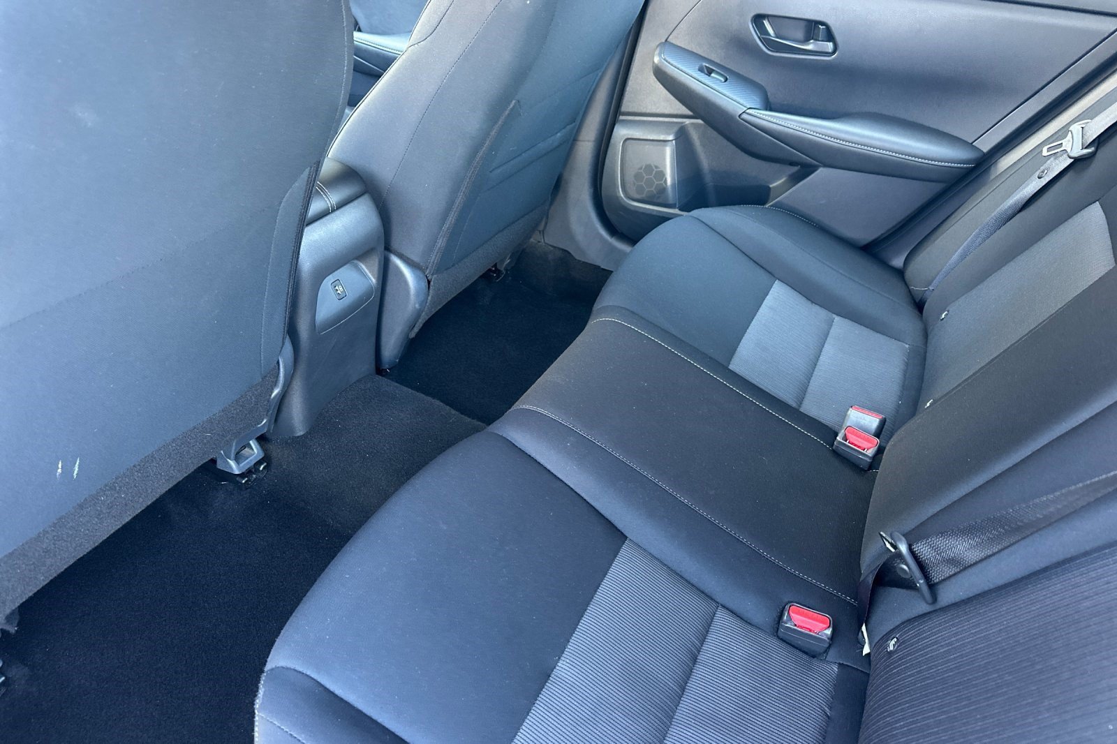 2025 Nissan Sentra SV - Photo 24