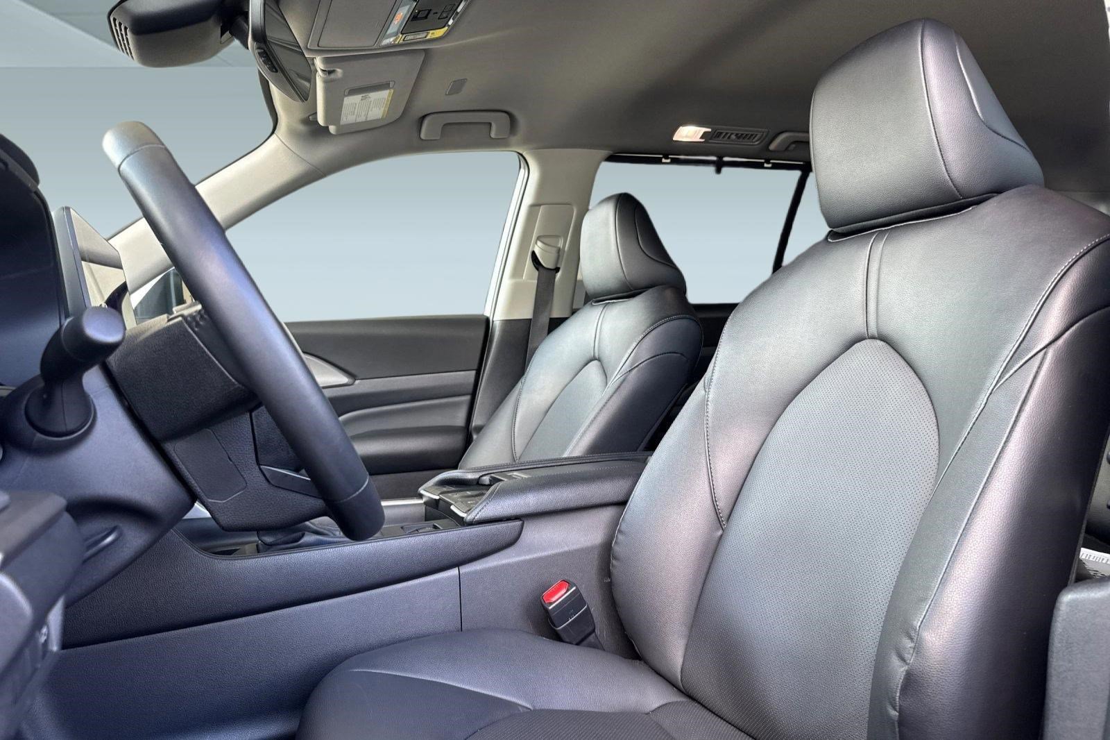 2025 Toyota Grand Highlander XLE photo 4