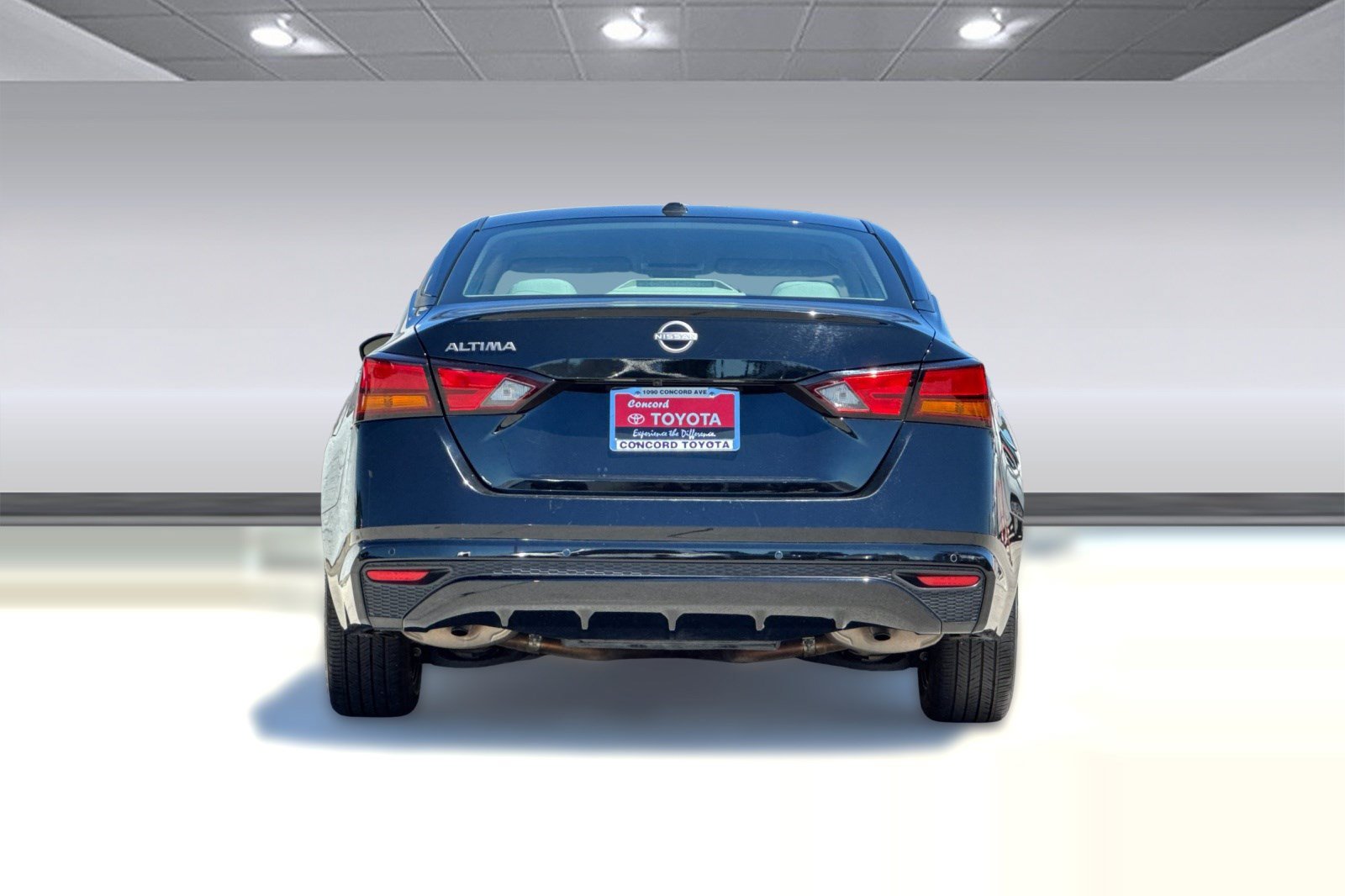 2025 Nissan Altima SV - Photo 10