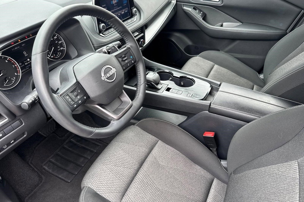 Used 2025 Nissan Rogue SV SUV