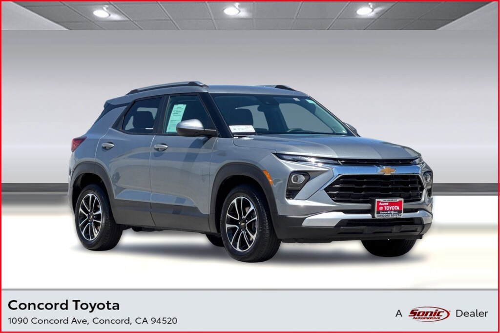 Used 2025 Chevrolet Trailblazer LT SUV