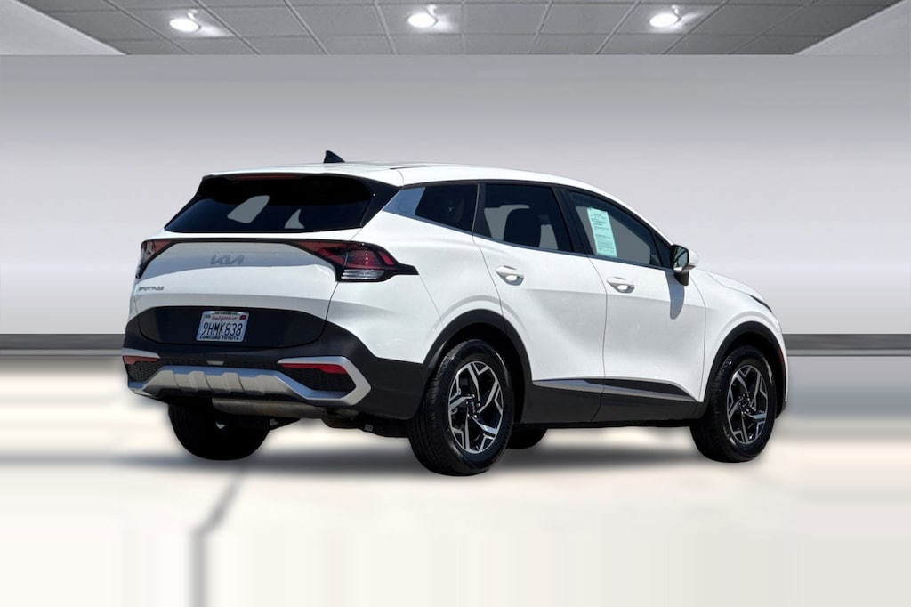 Used 2023 Kia Sportage LX SUV