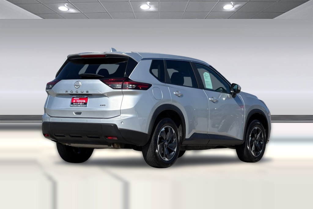 Used 2025 Nissan Rogue SV SUV