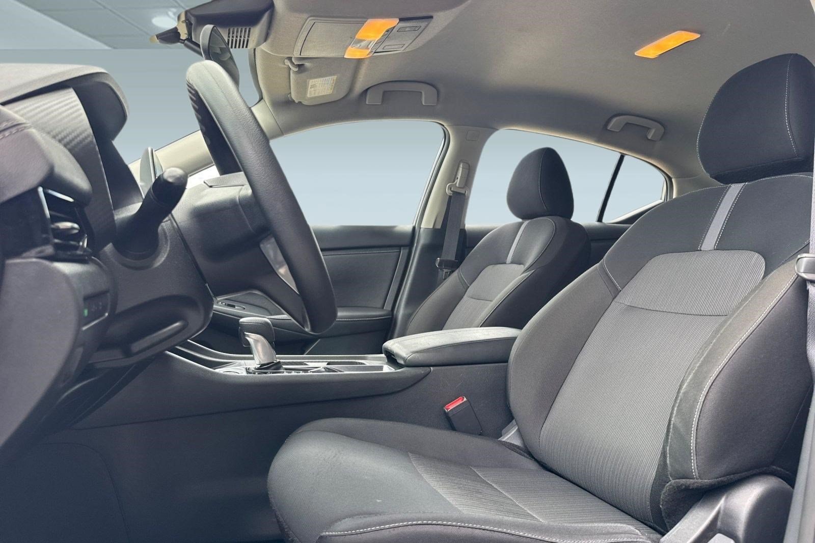 2025 Nissan Sentra SV - Photo 5
