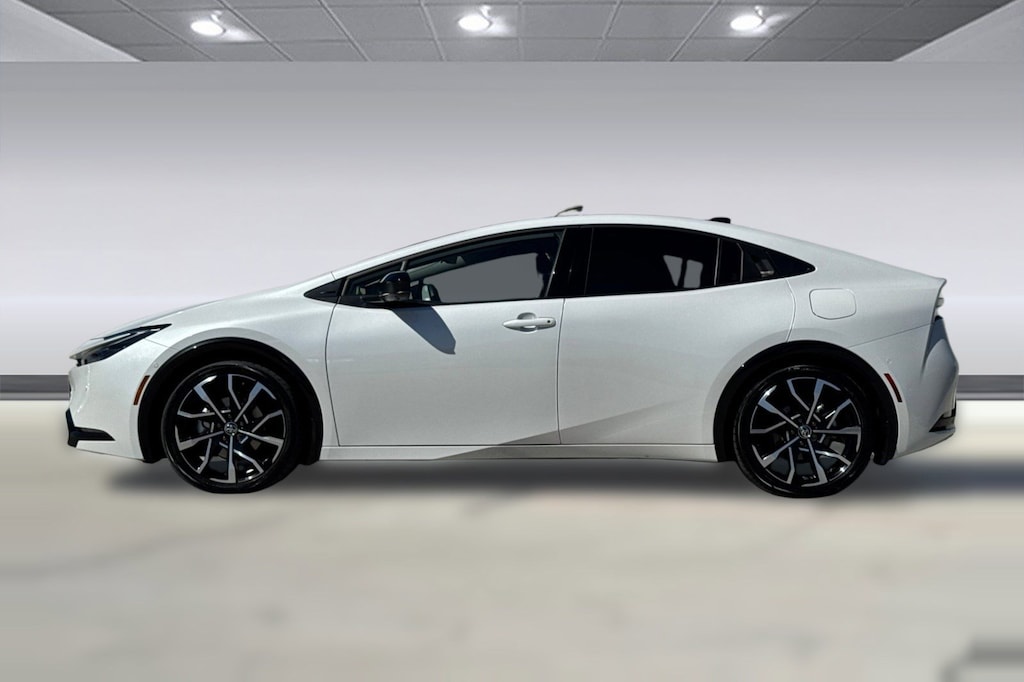 Certified 2026 Toyota Prius Plug-In Hybrid XSE Premium Hatchback