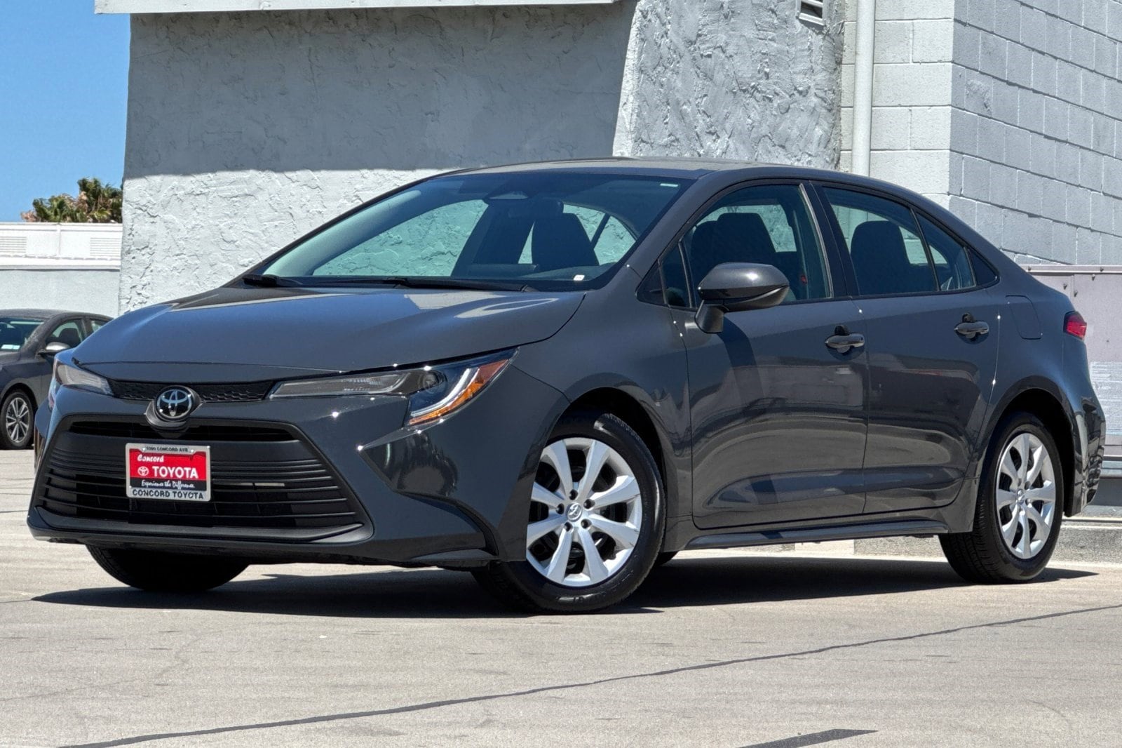 Used 2024 Toyota Corolla LE with VIN 5YFB4MDE8RP173813 for sale in Northfield, Minnesota