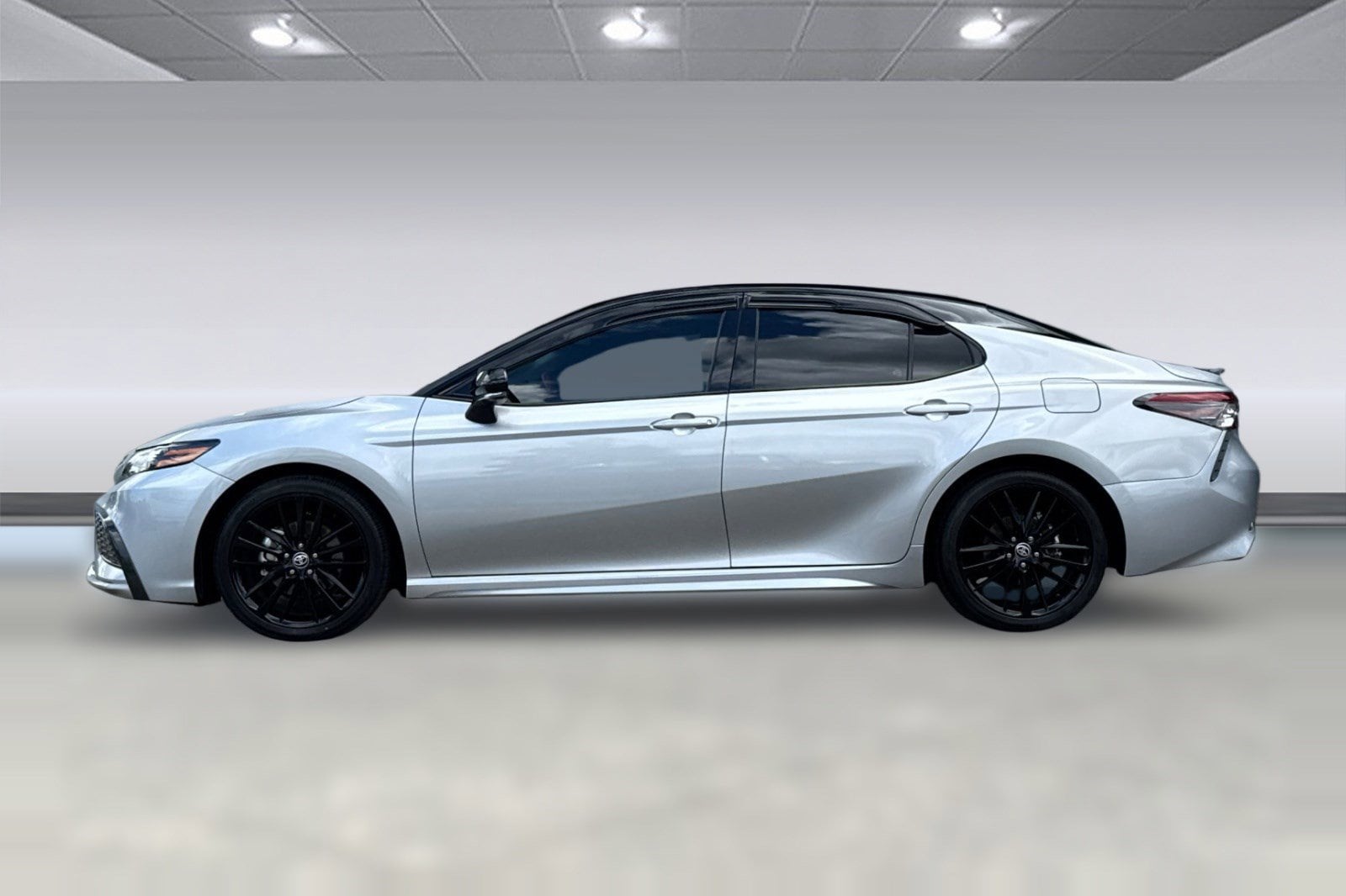 2021 Toyota Camry SE photo 5