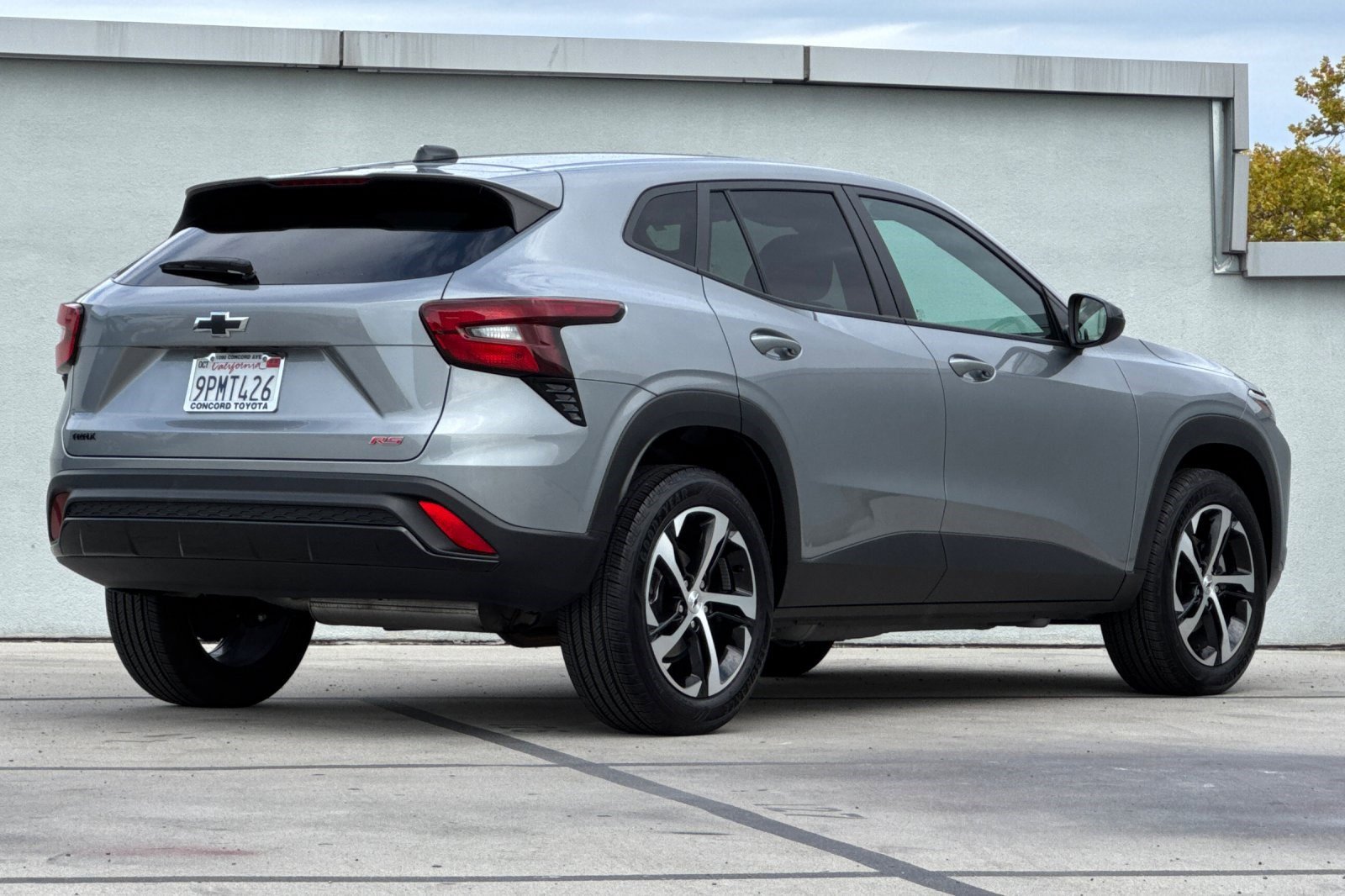 2024 Chevrolet Trax photo 2