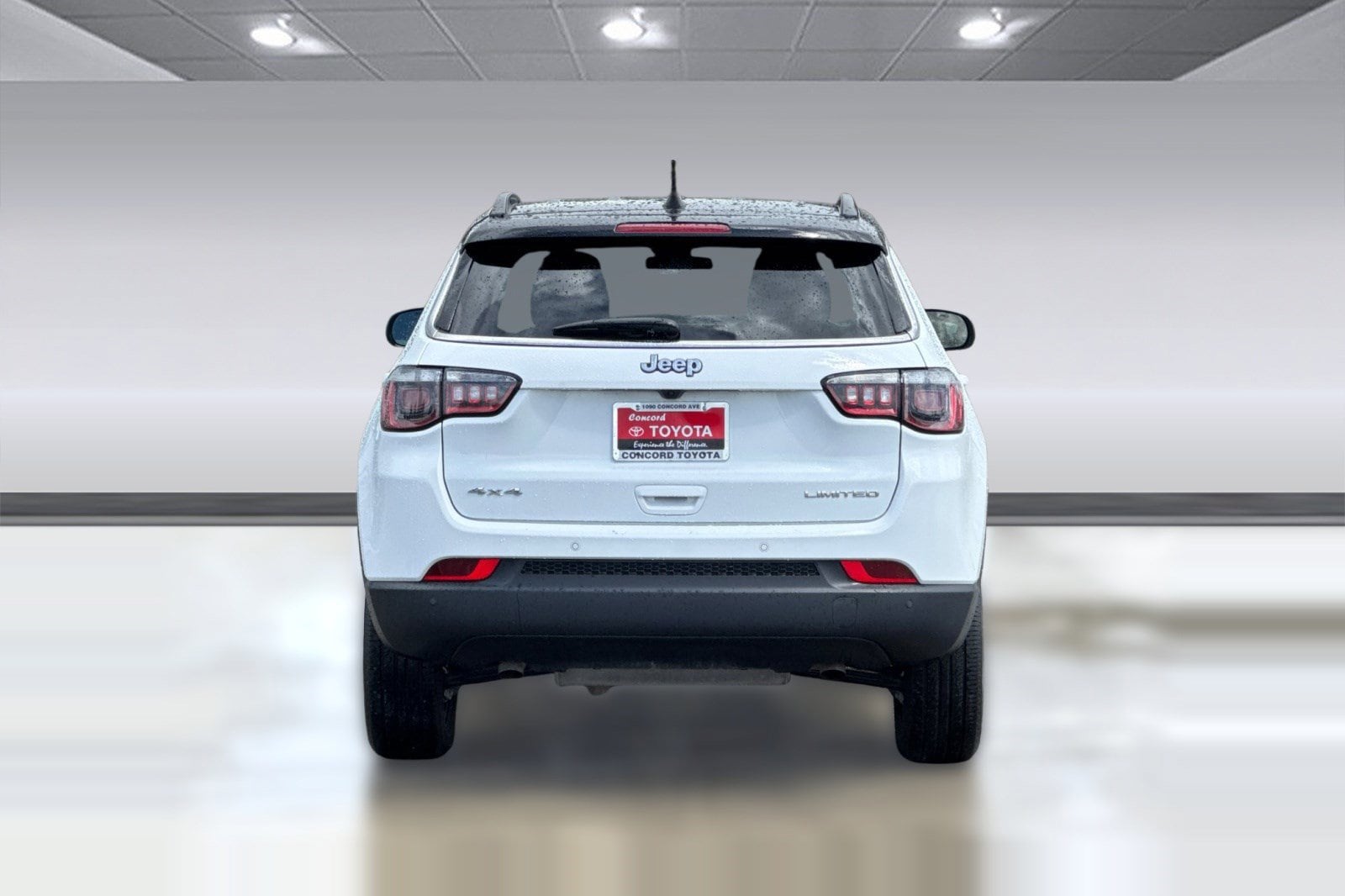 2025 Jeep Compass Limited photo 3