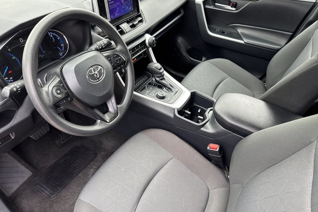 Used 2025 Toyota RAV4 Hybrid Hybrid XLE SUV