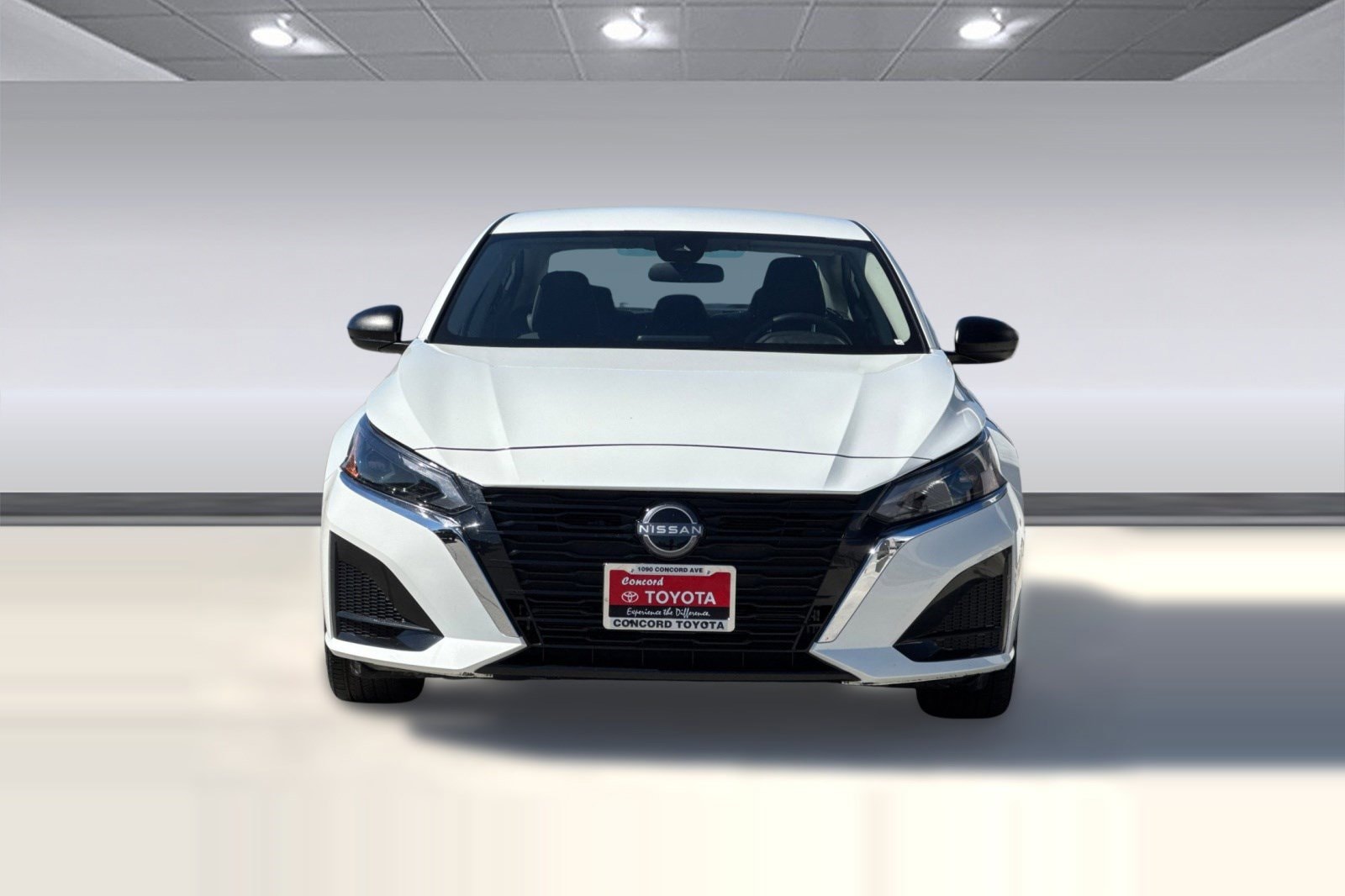 2025 Nissan Altima SV photo 4