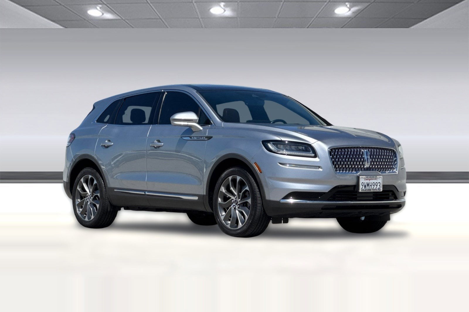 Nautilus Reserve SUV