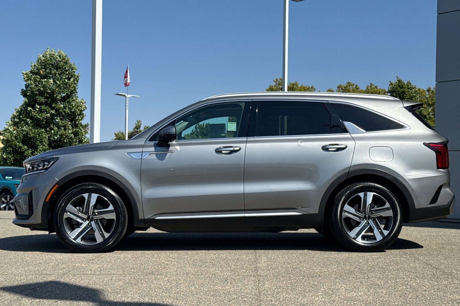2023 Kia Sorento Hybrid SX Prestige photo 2