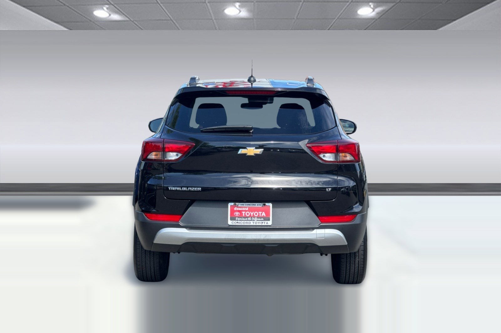 2025 Chevrolet Trailblazer LT photo 3