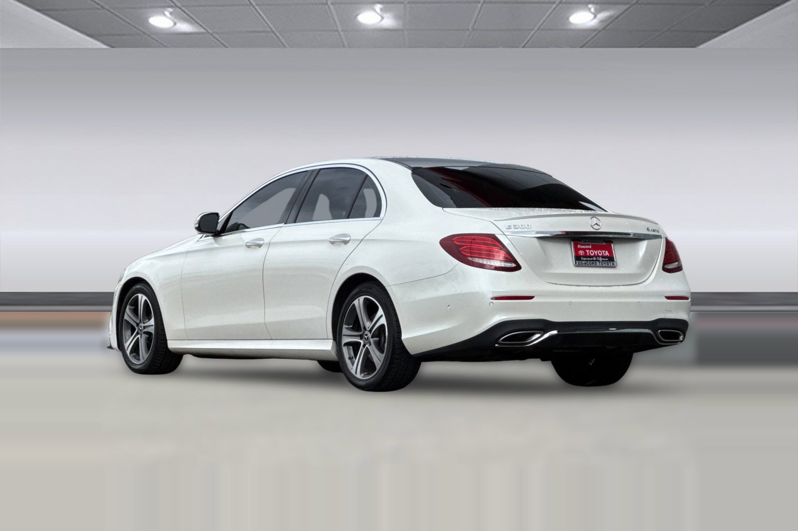 2019 Mercedes-Benz E-Class E 300 photo 6