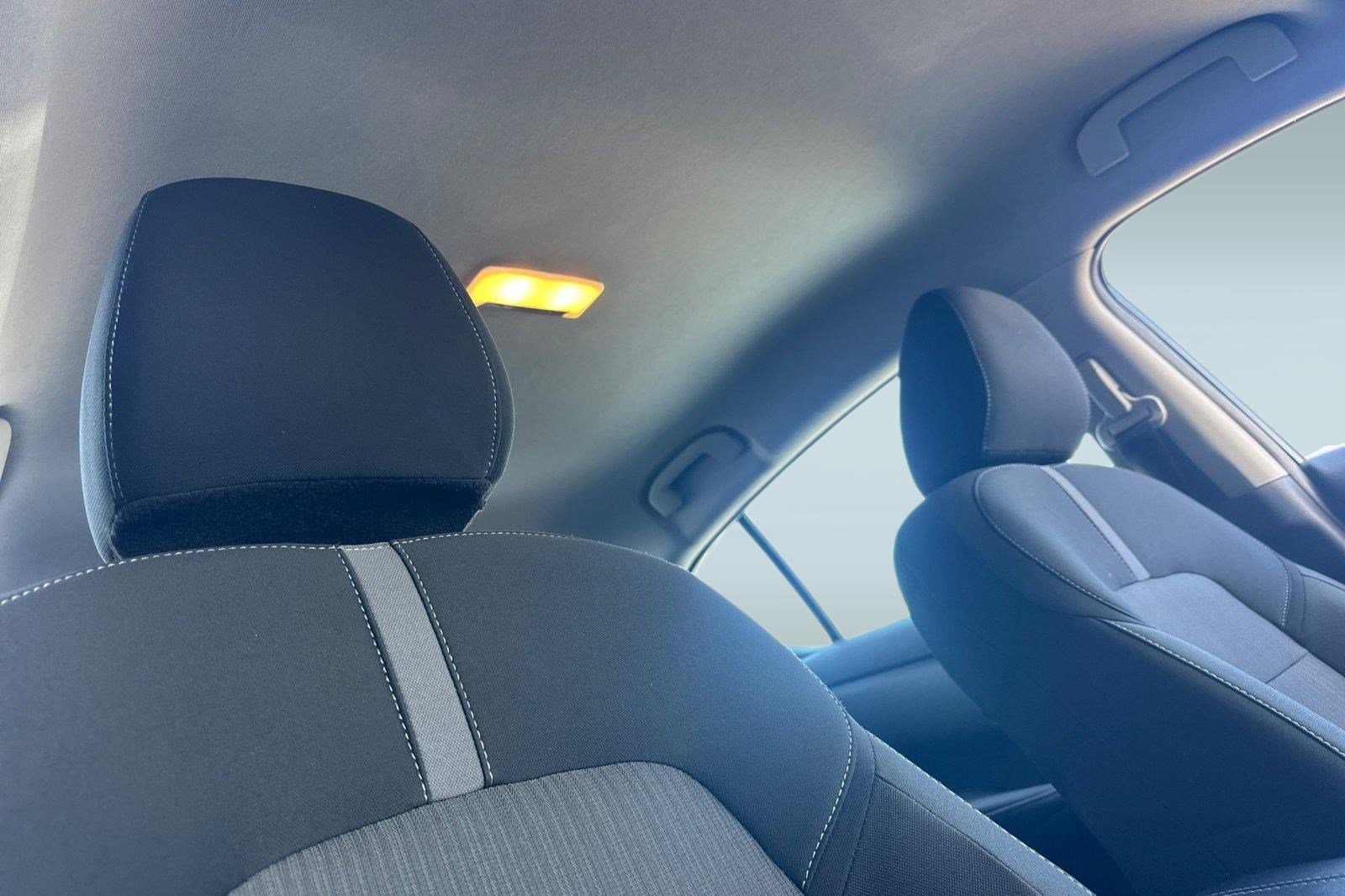 2025 Nissan Sentra SV - Photo 23