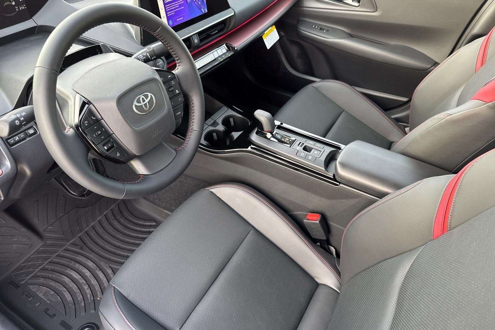 2026 Toyota Prius XSE Plug-in Hybrid photo 4