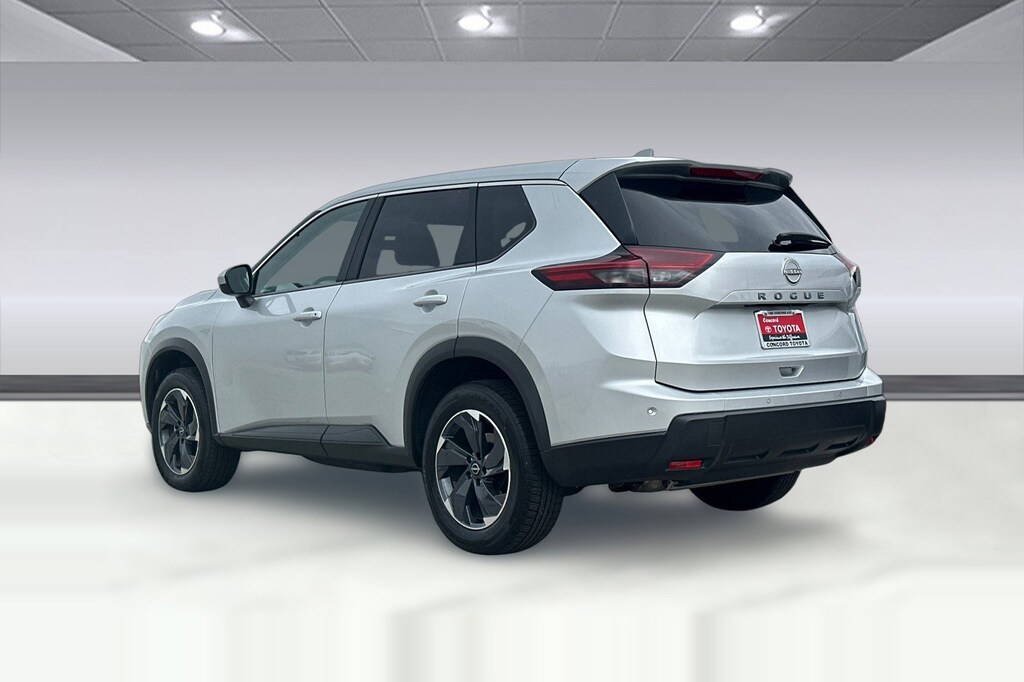Used 2025 Nissan Rogue SV SUV