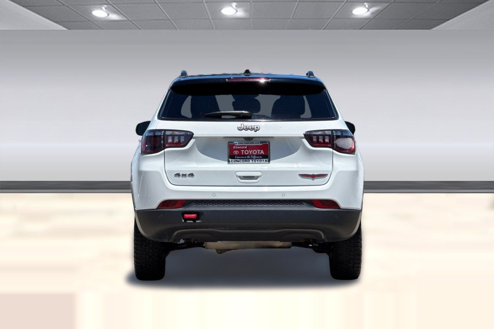 2025 Jeep Compass Trailhawk - Photo 9