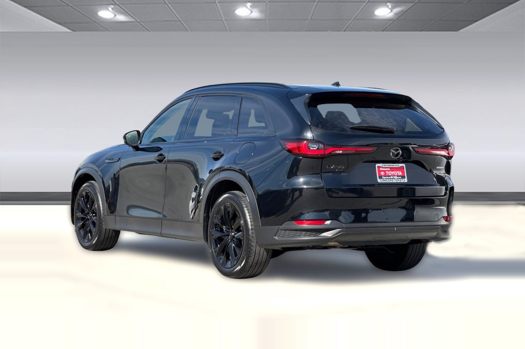 Used 2026 Volkswagen Tiguan SE SUV