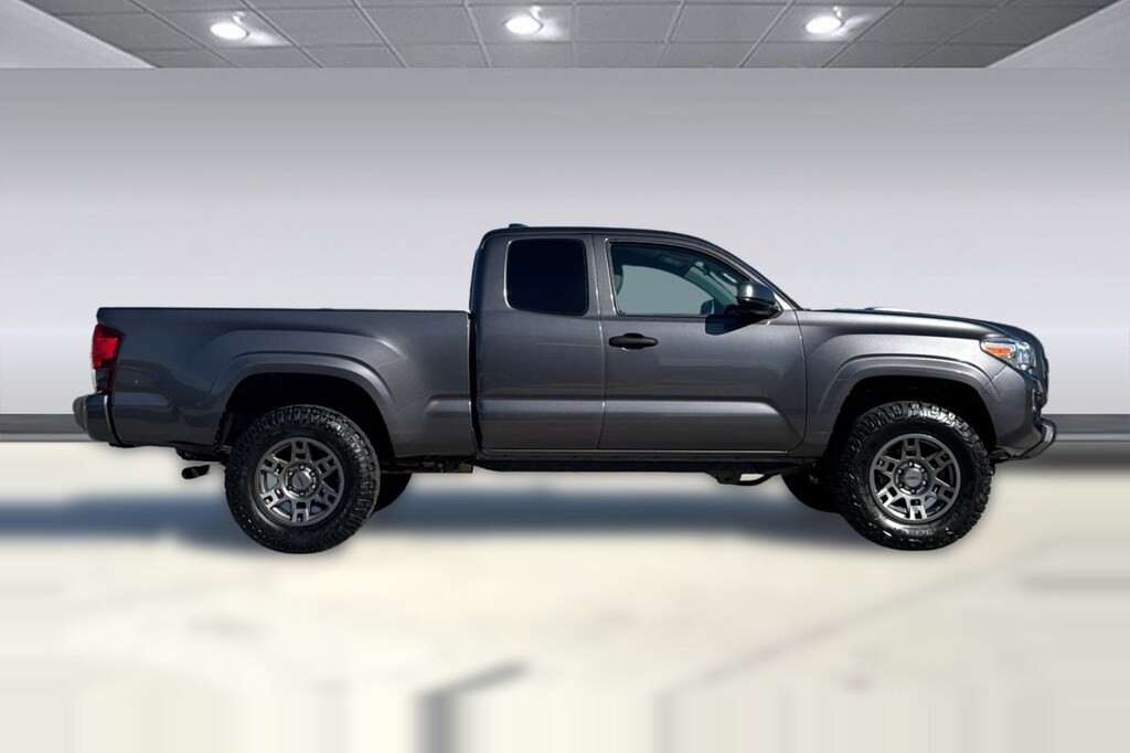 Used 2022 Toyota Tacoma SR Truck Access Cab