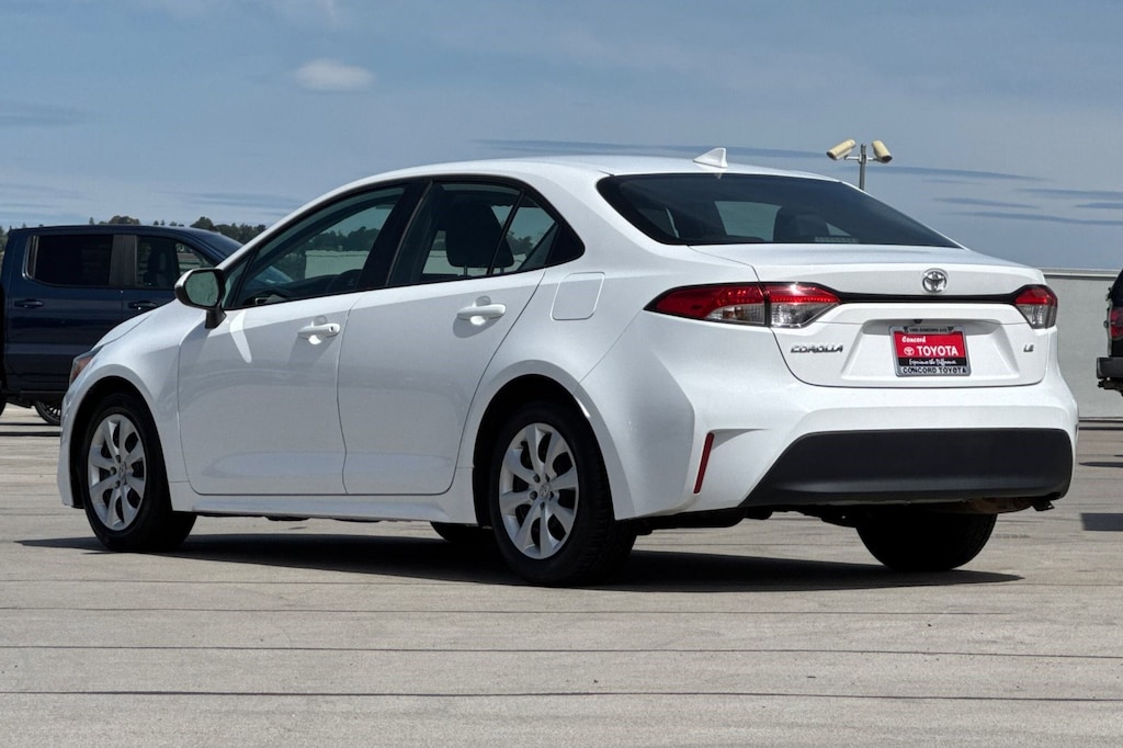 Used 2024 Toyota Corolla LE Sedan