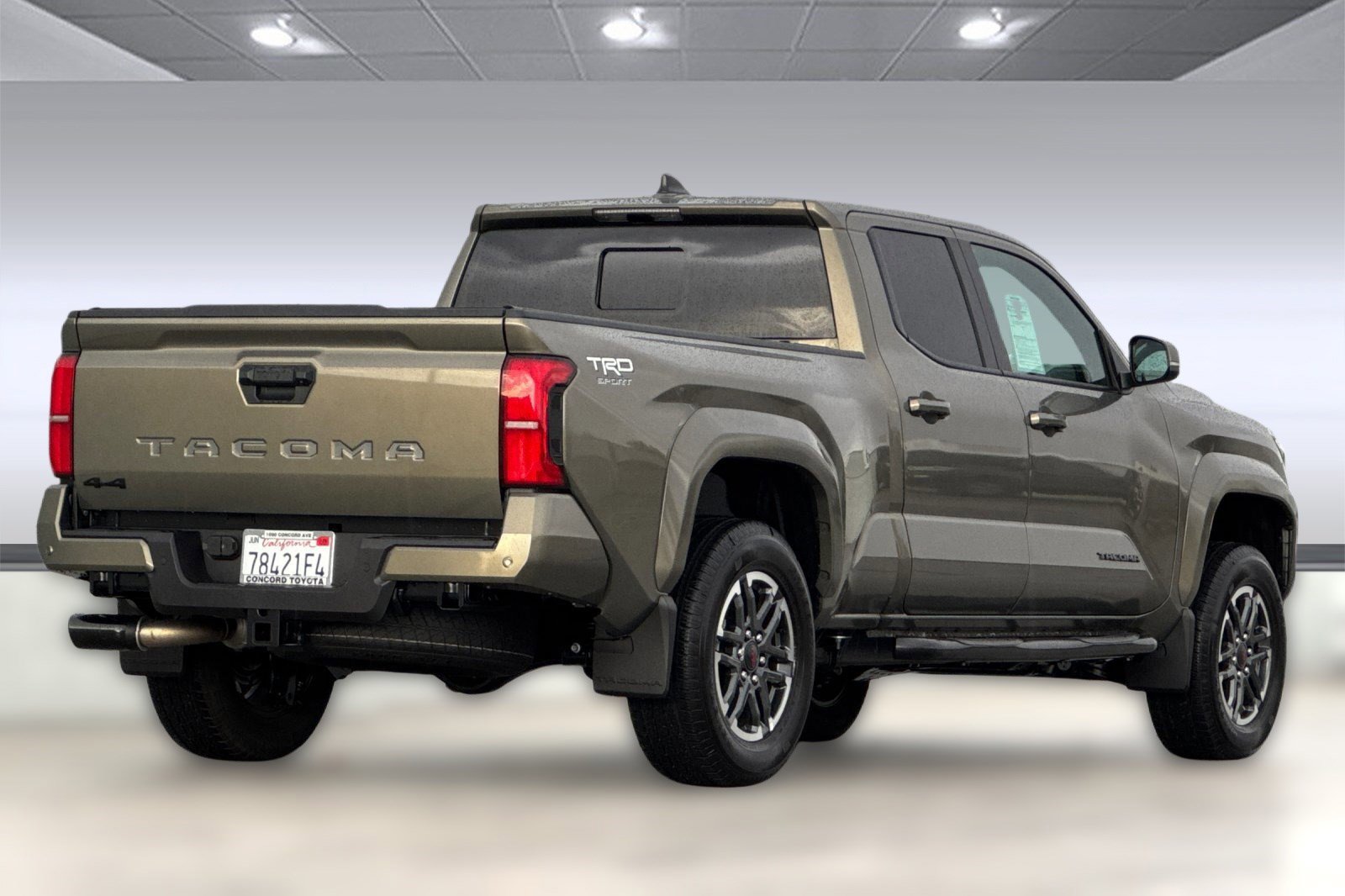 2025 Toyota Tacoma TRD Sport photo 3
