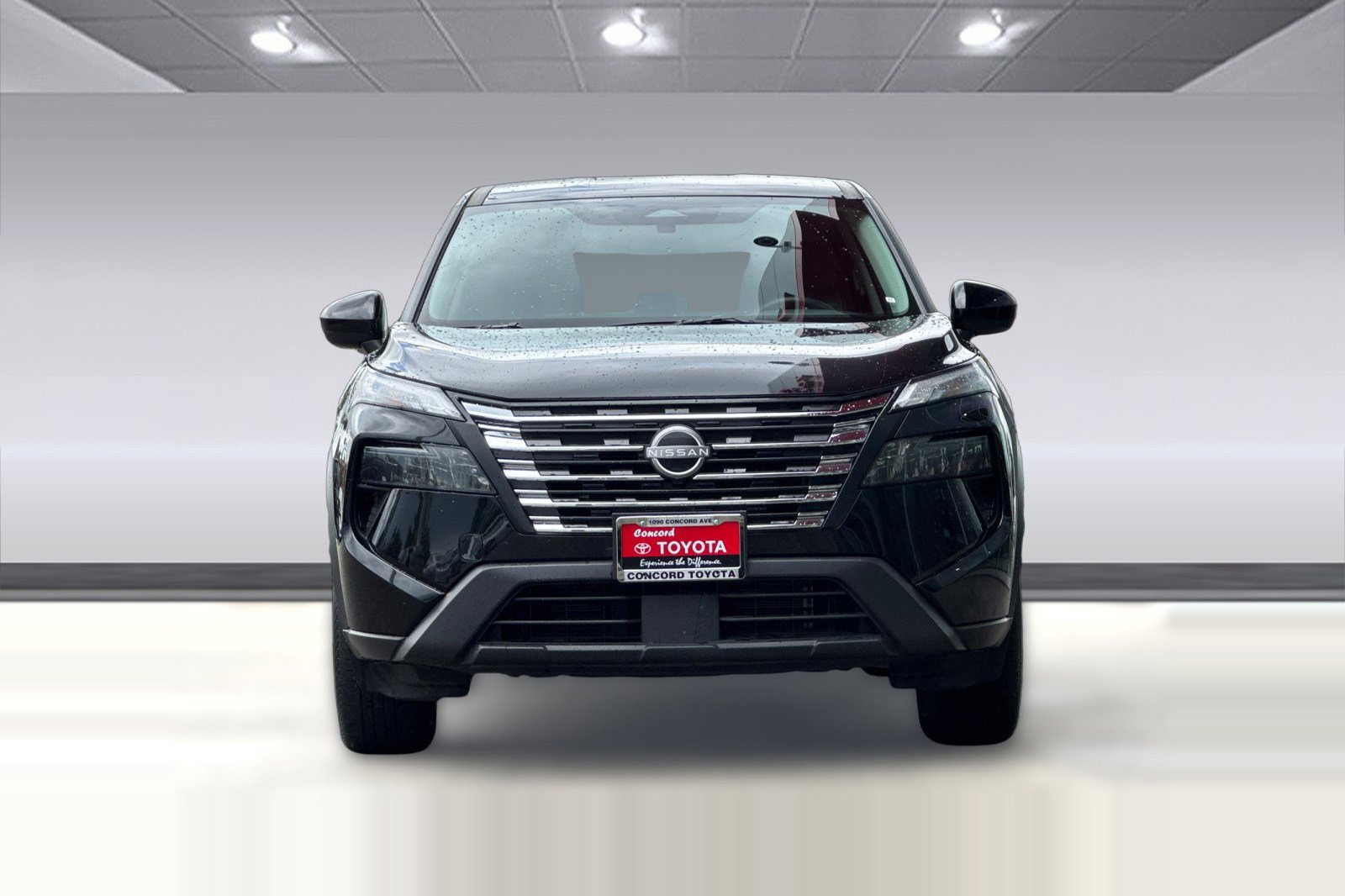 2025 Nissan Rogue SV photo 5