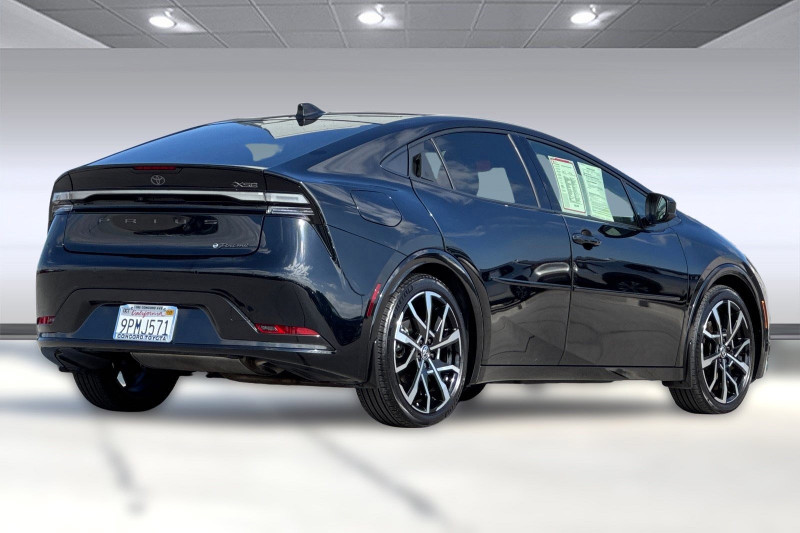 2024 Toyota Prius Prime XSE photo 3