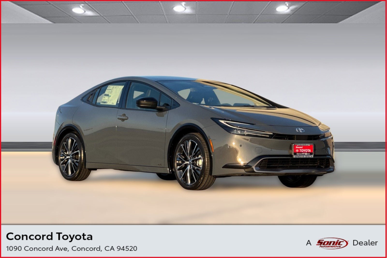 2026 Toyota Prius XLE's photo