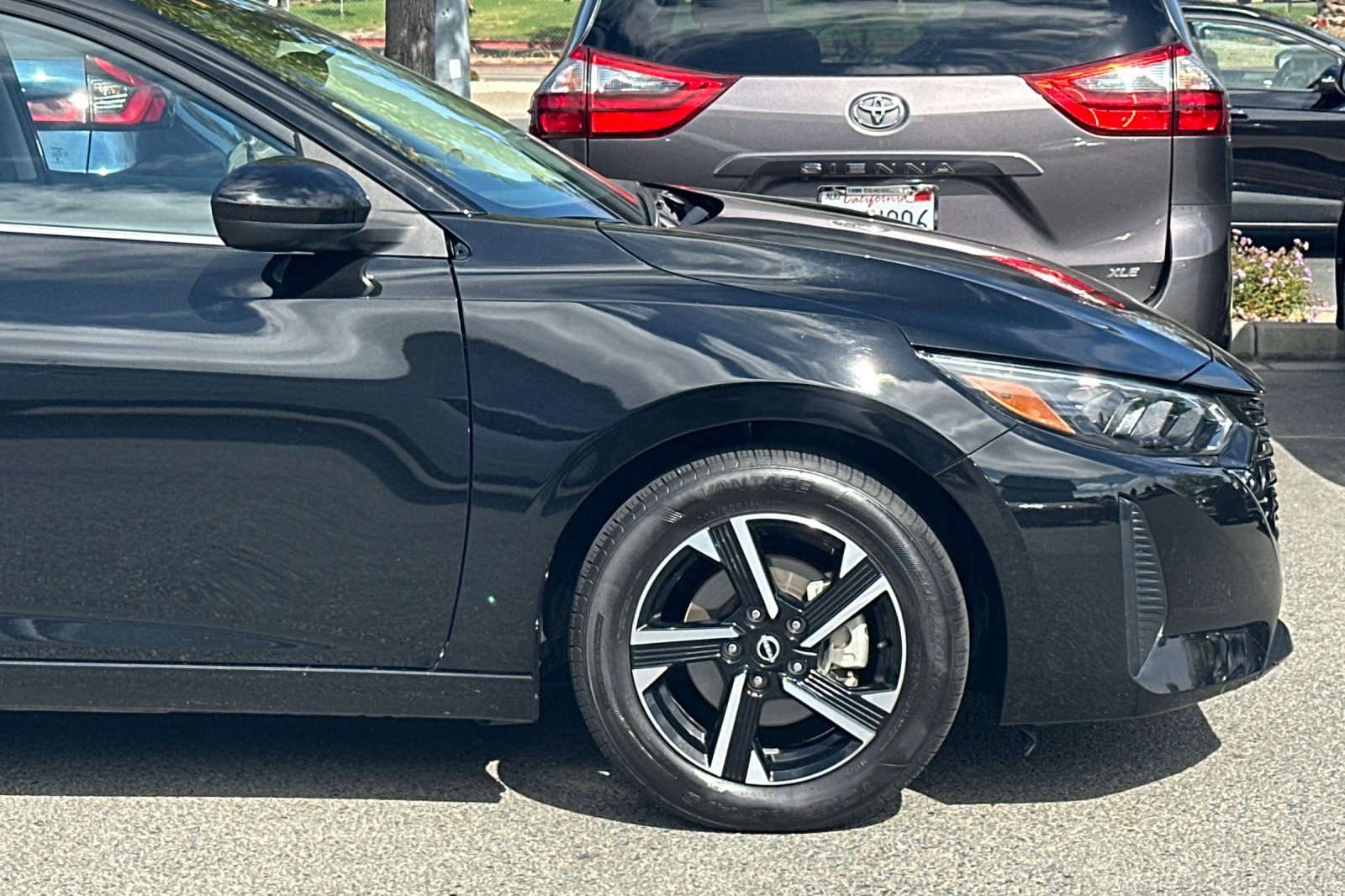 2025 Nissan Sentra SV - Photo 34
