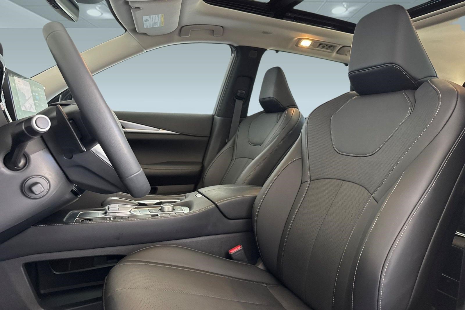 2026 INFINITI QX60 LUXE SUV