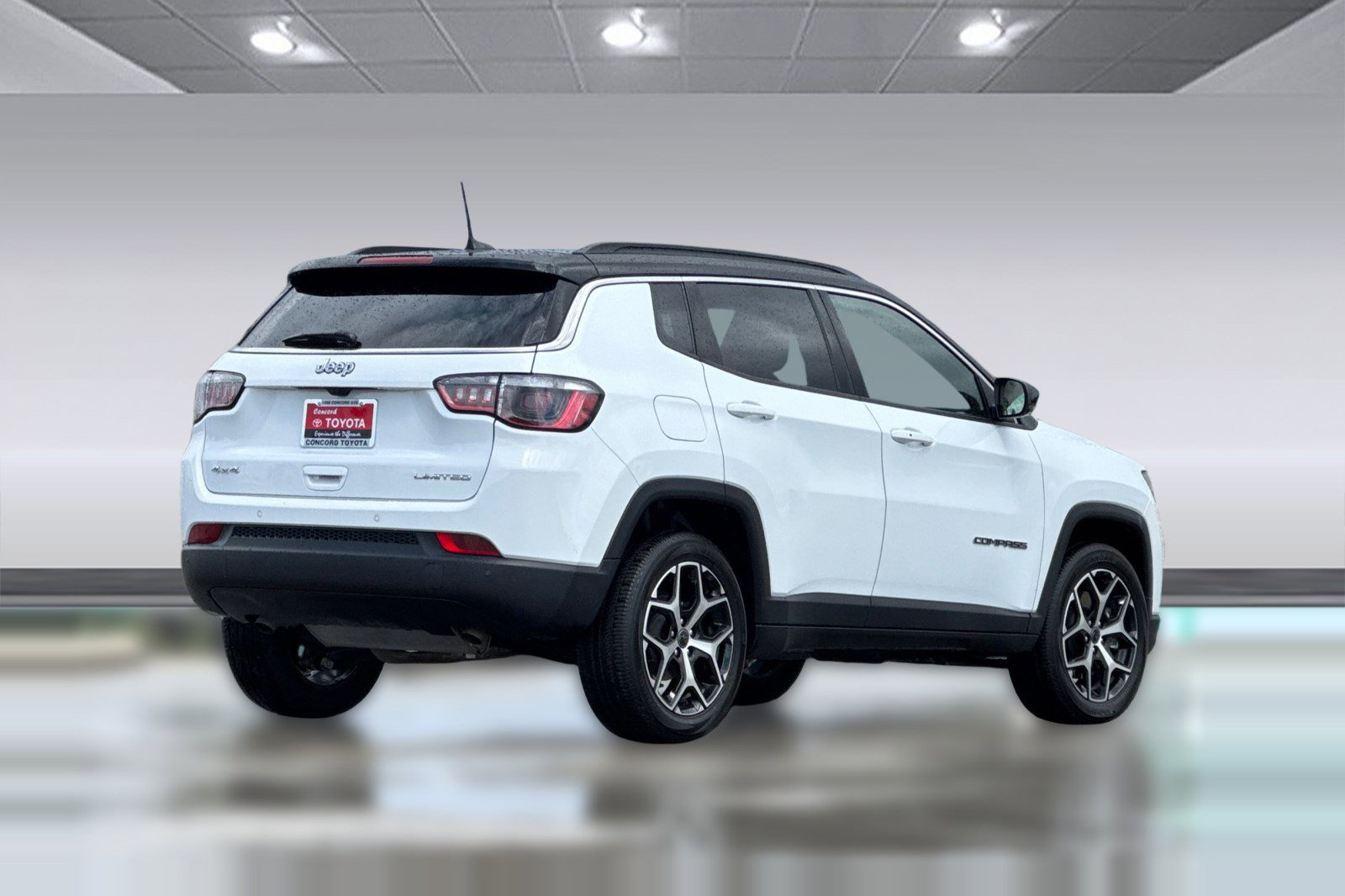 2025 Jeep Compass Limited photo 2