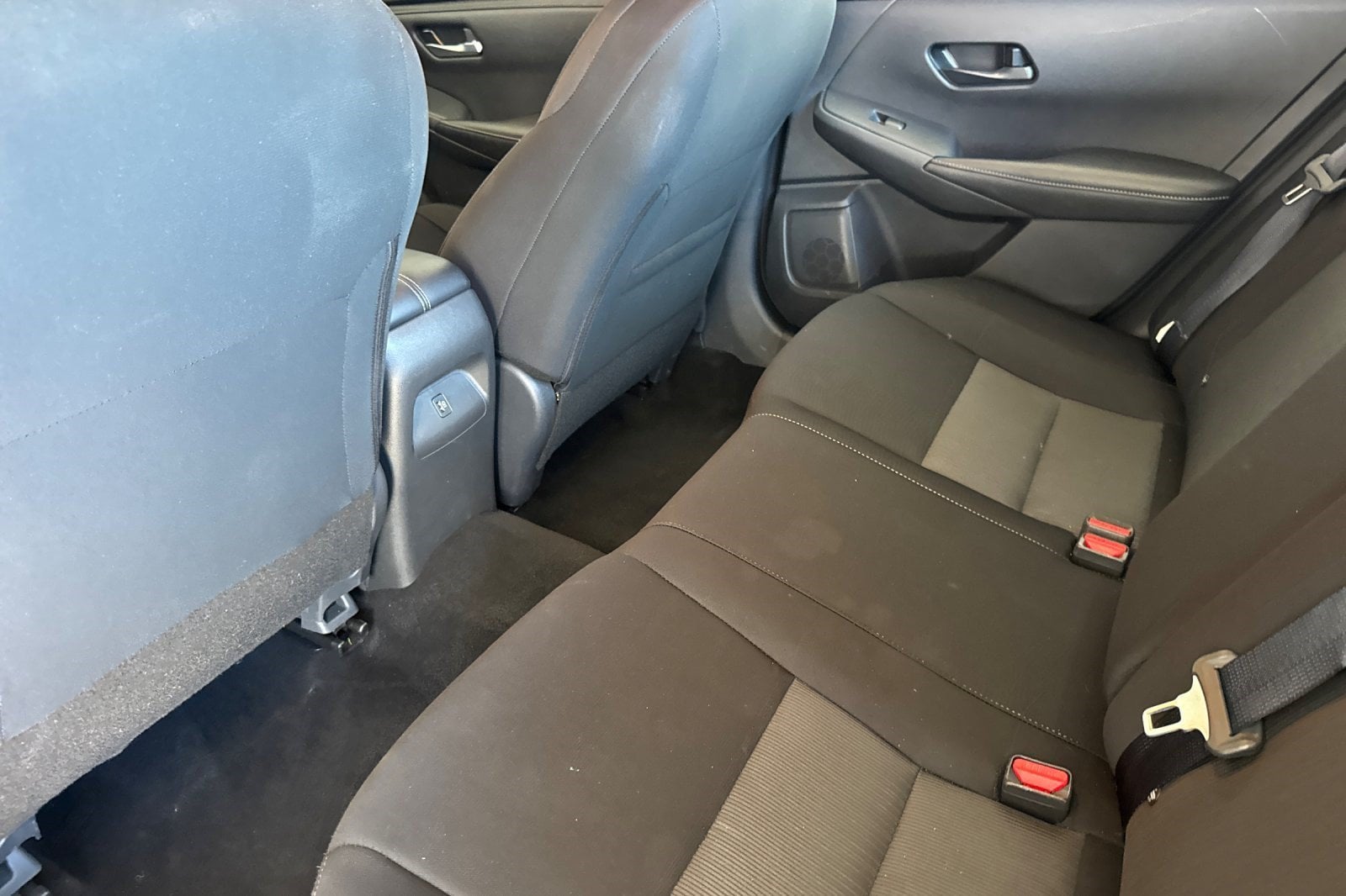 2025 Nissan Sentra SV - Photo 25
