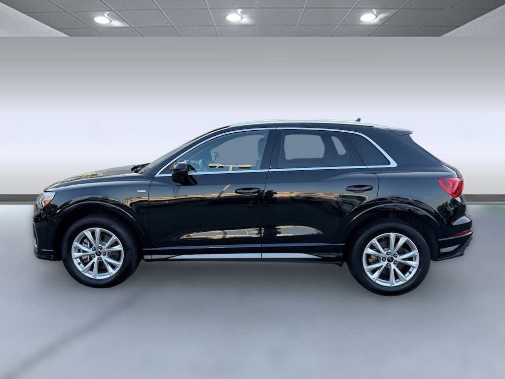 Used 2025 Audi Q3 S line Premium SUV