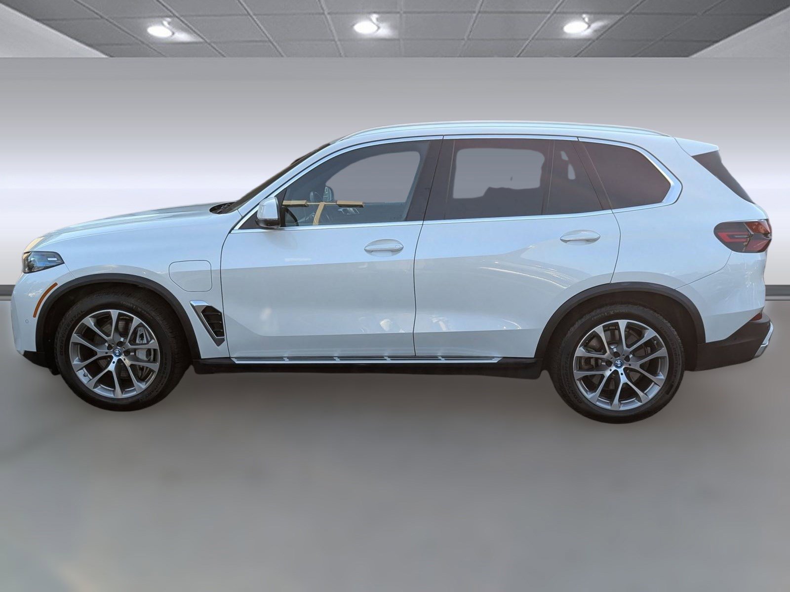 2025 Bmw X5 xDrive50e photo 3