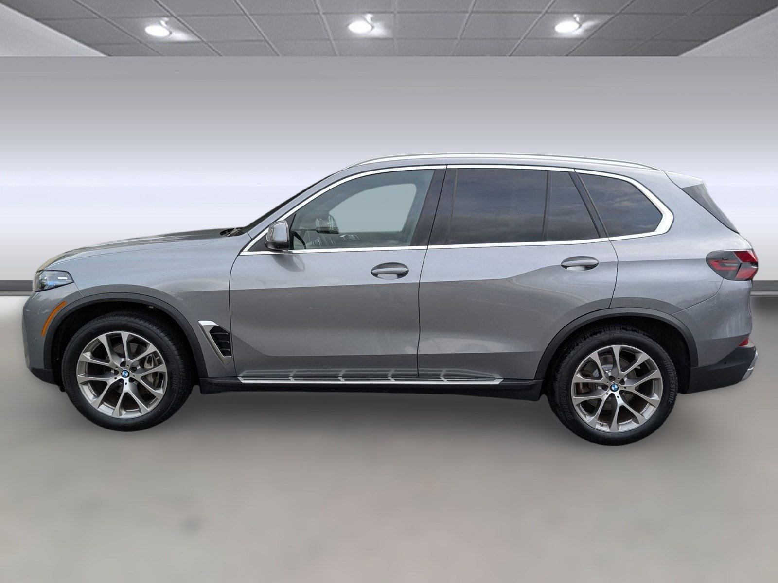 2024 Bmw X5 xDrive40i photo 2