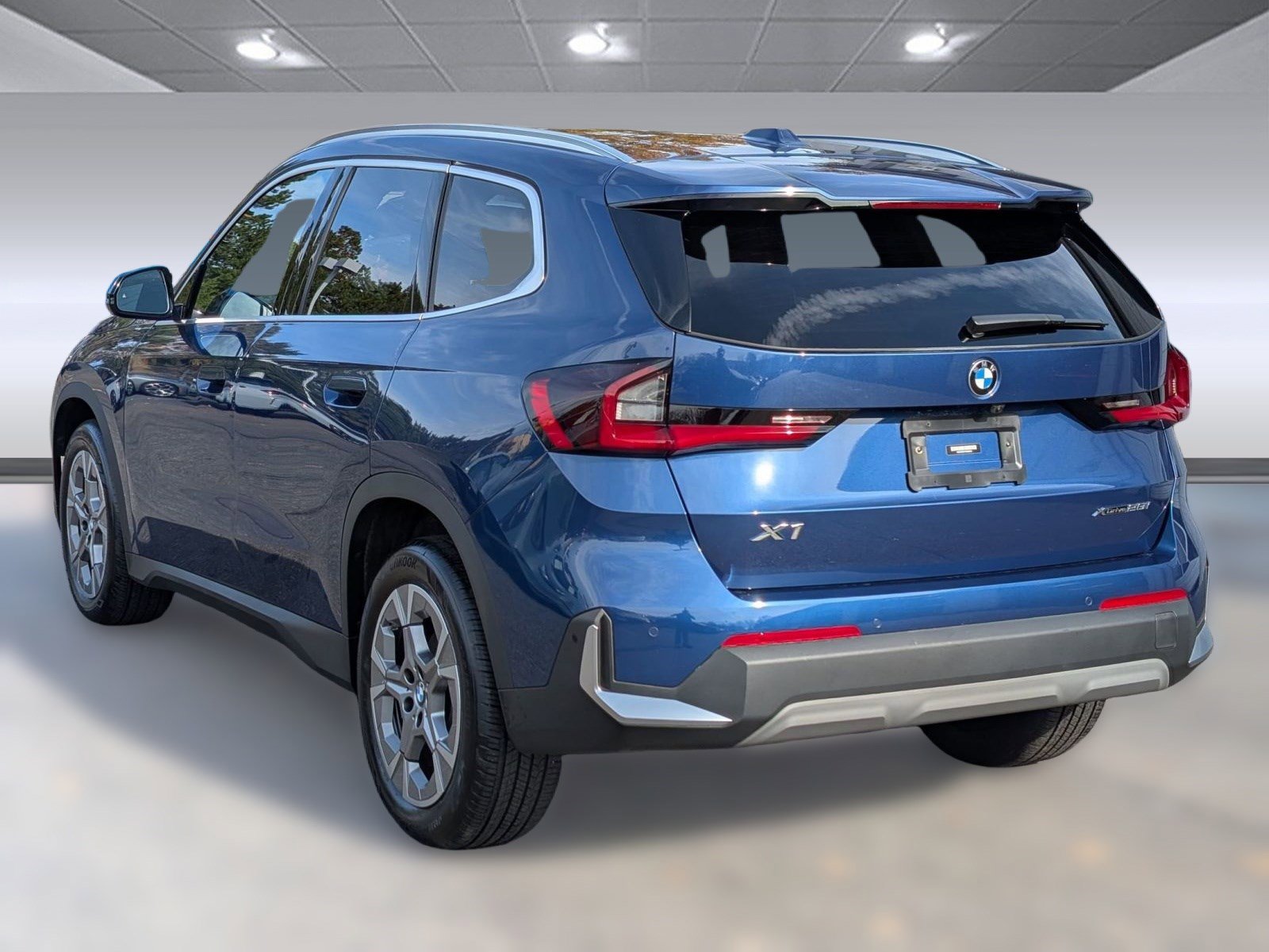 2023 Bmw X1 XDrive28i photo 2