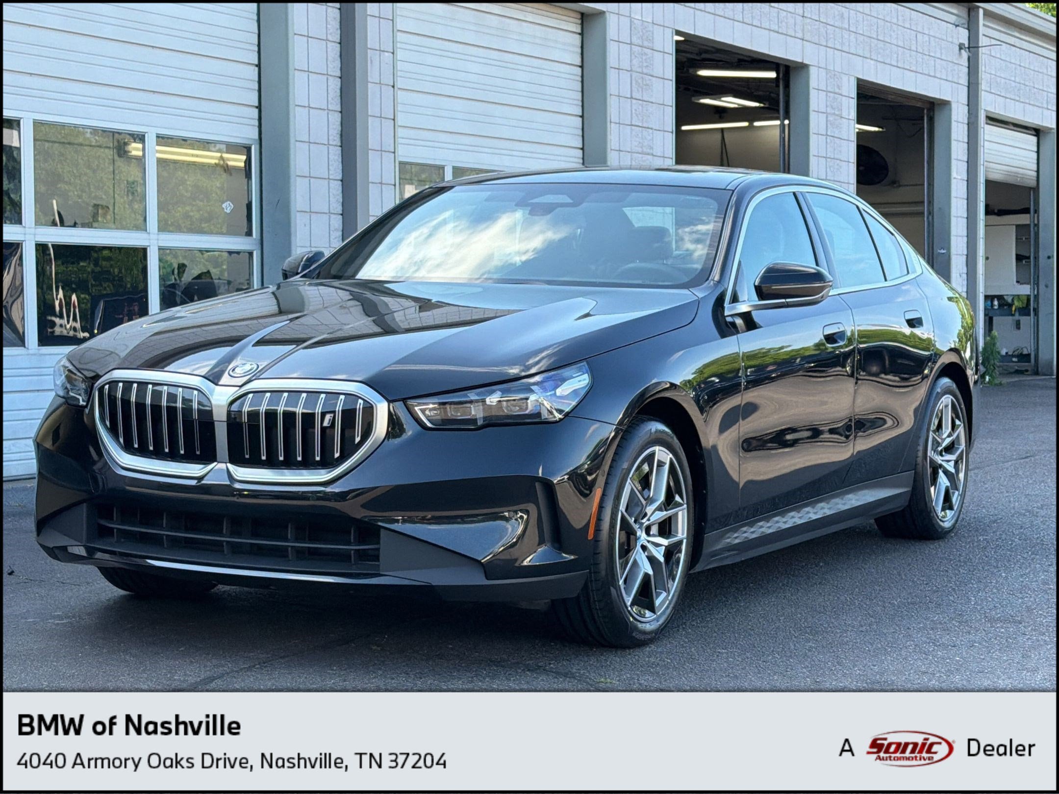 2024 BMW i5 eDrive40's photo