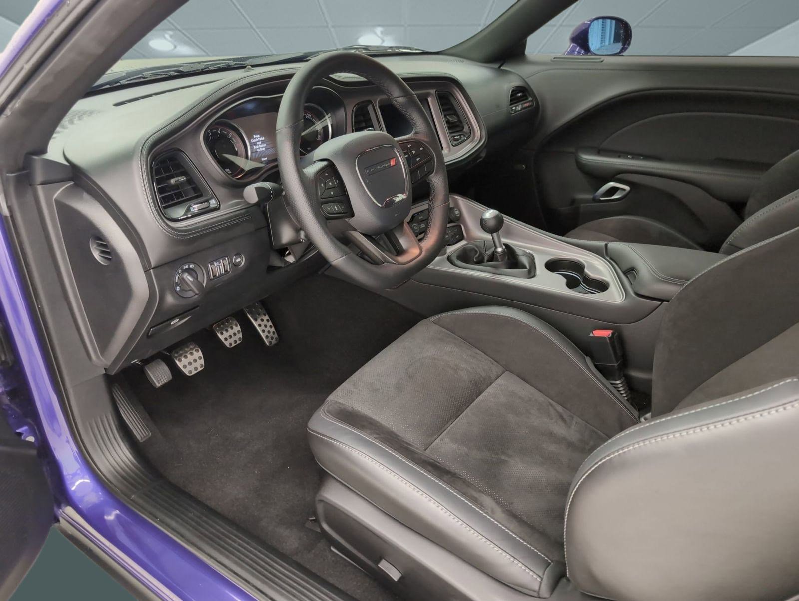 2023 Dodge Challenger R/T Scat Pack Widebody photo 4