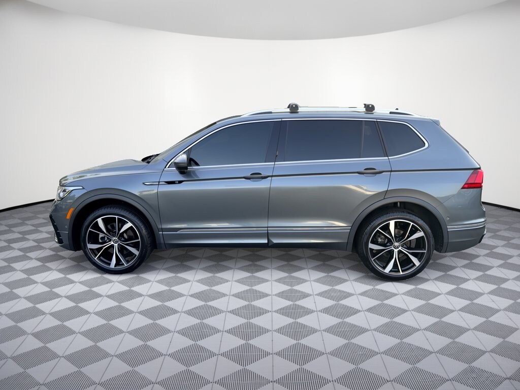 Used 2024 Volkswagen Tiguan SEL R-Line SUV