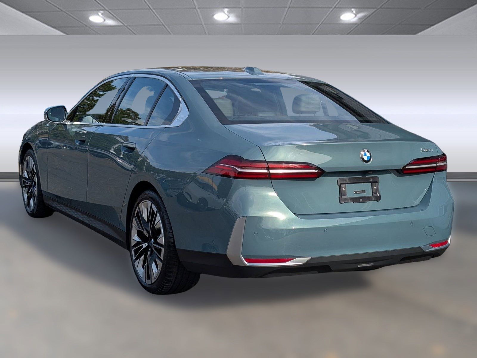 2025 Bmw 530i Sedan photo 3