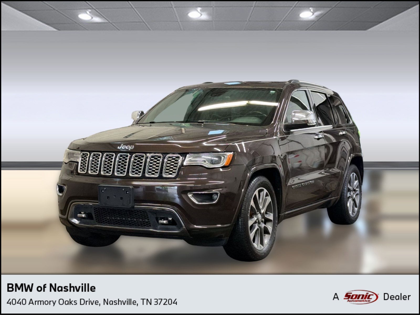 2017 Jeep Grand Cherokee Overland 4WD's photo