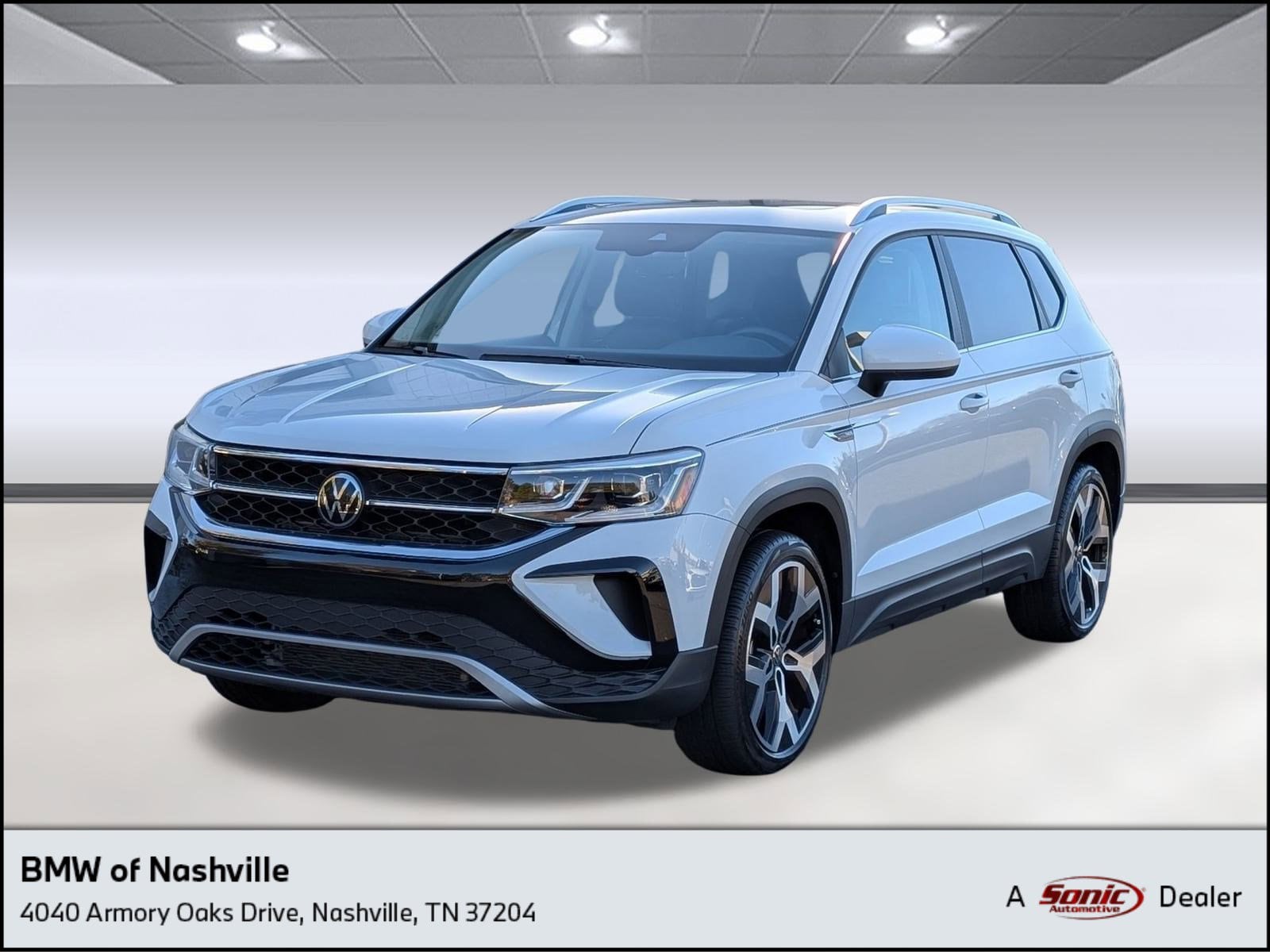 2023 Volkswagen Taos SEL's photo