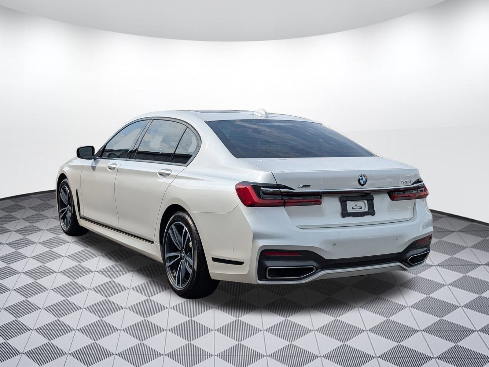 2022 Bmw 740i xDrive Sedan photo 3