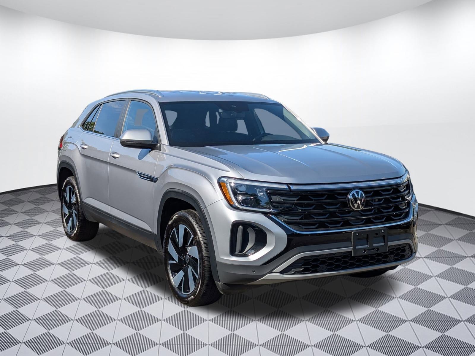 Used 2024 Volkswagen Atlas Cross Sport SE w/Tech with VIN 1V2WE2CA9RC240850 for sale in Nashville, TN
