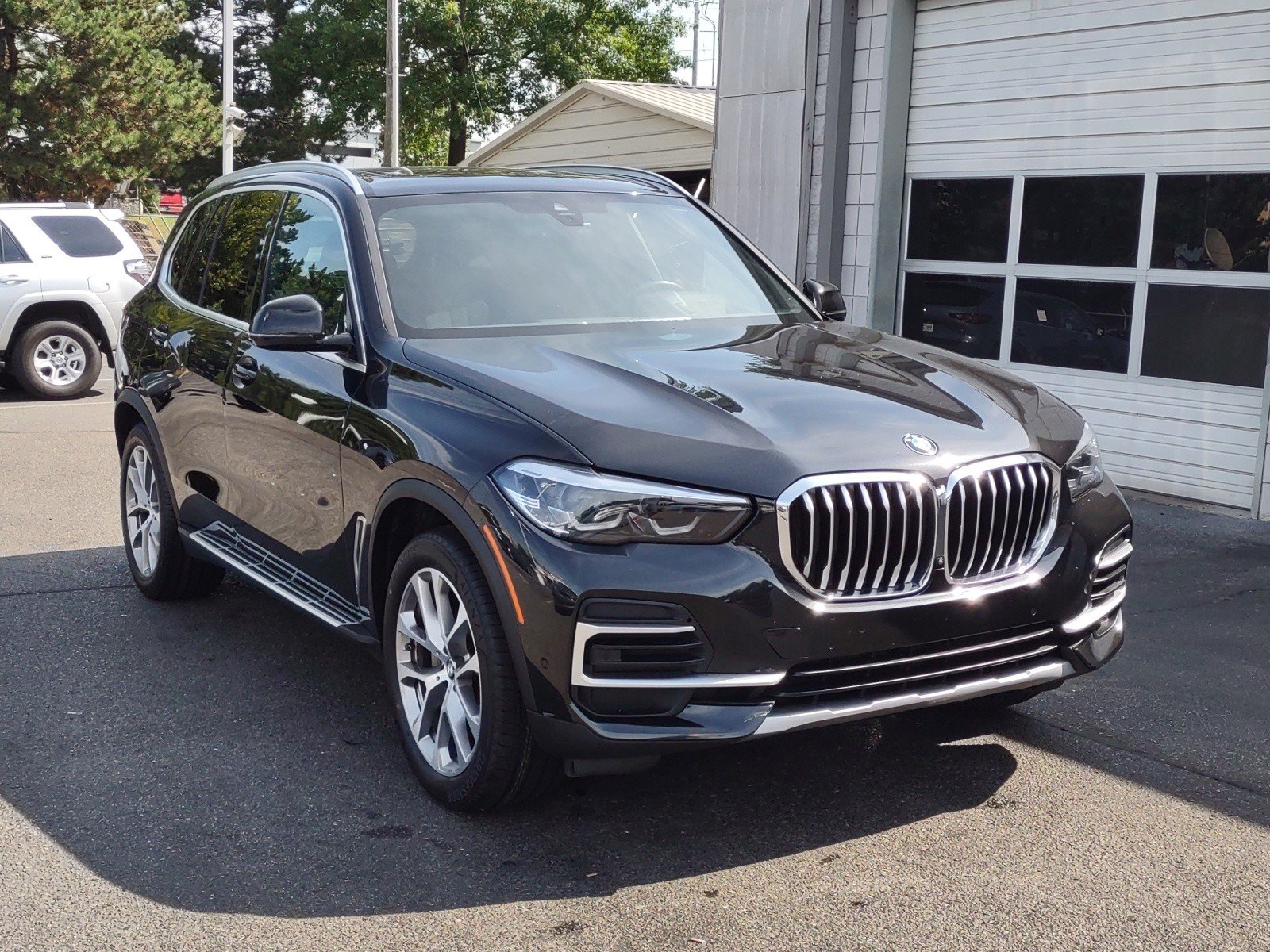 Certified 2022 BMW X5 40i with VIN 5UXCR4C06N9M97336 for sale in Nashville, TN