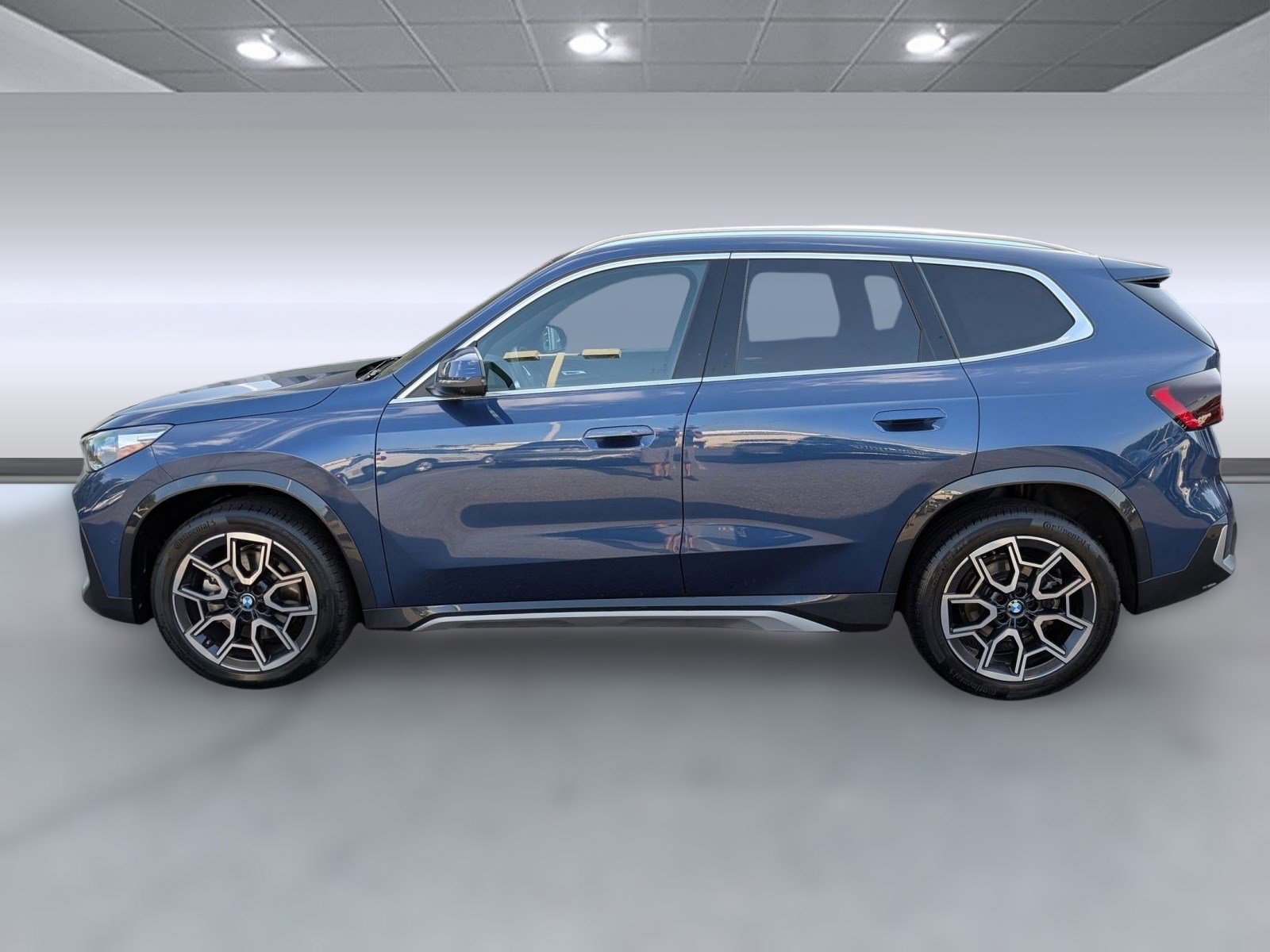 2025 Bmw X1 XDrive28i photo 2