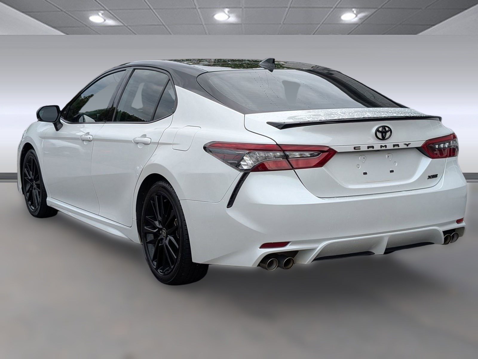 2023 Toyota Camry XSE photo 3