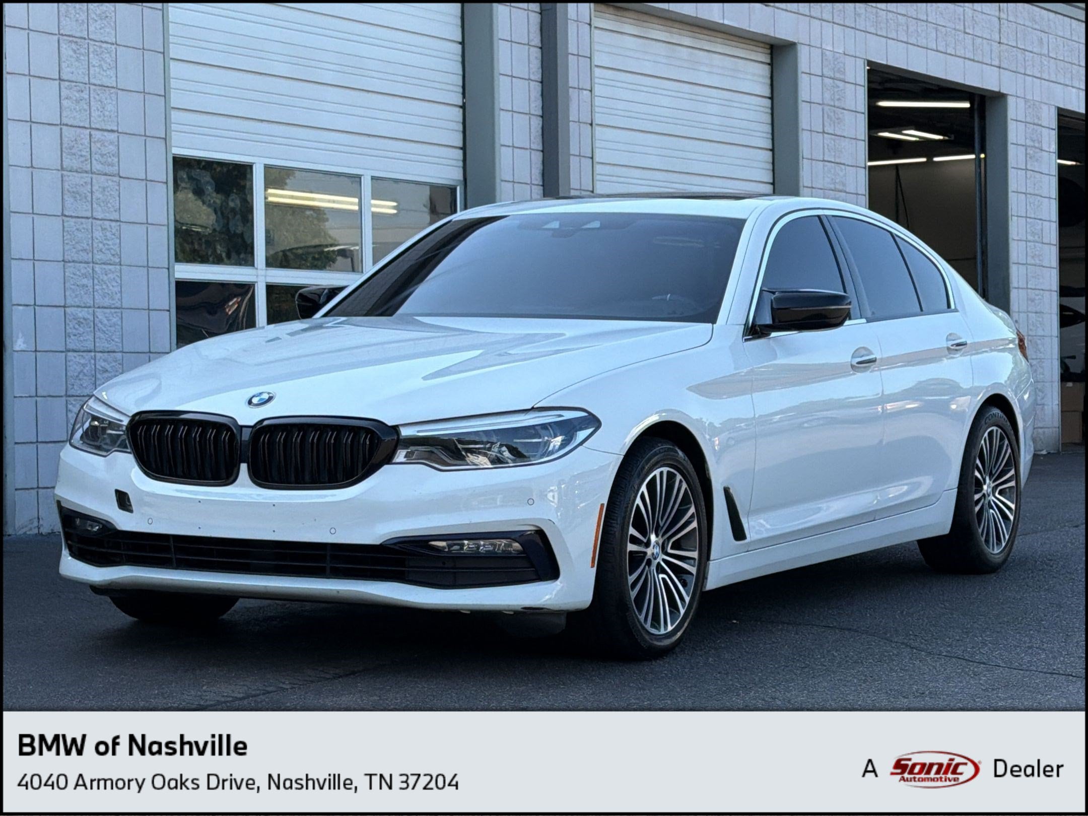 2018 BMW 5 Series 540i xDrive Sedan's photo
